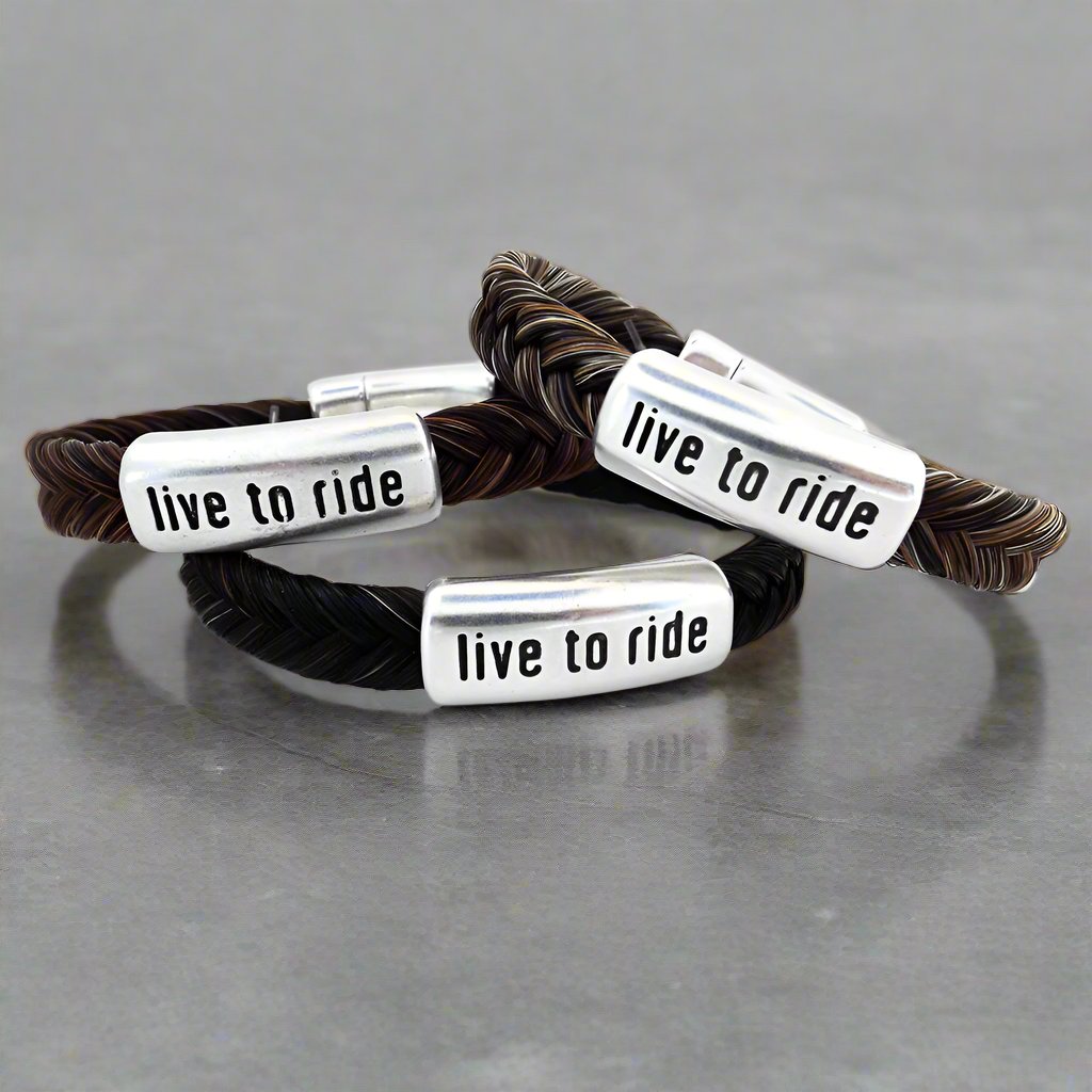 BST08 * Live To Ride