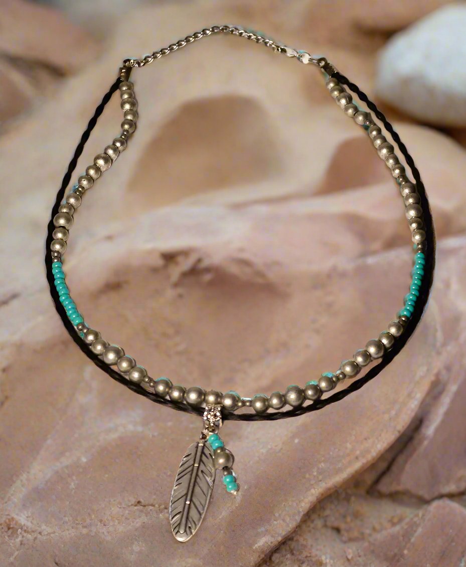 NP109* Navajo Pearl Necklace